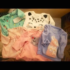 Gently Used Carter's 0-3m Sweaters $9